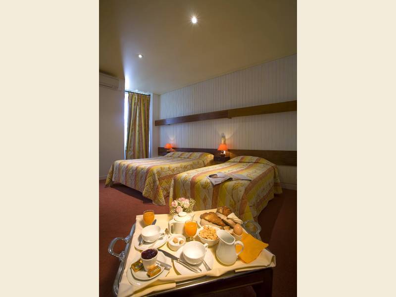 Hotel Restaurant Le Parc Moulins (Allier) Exterior foto