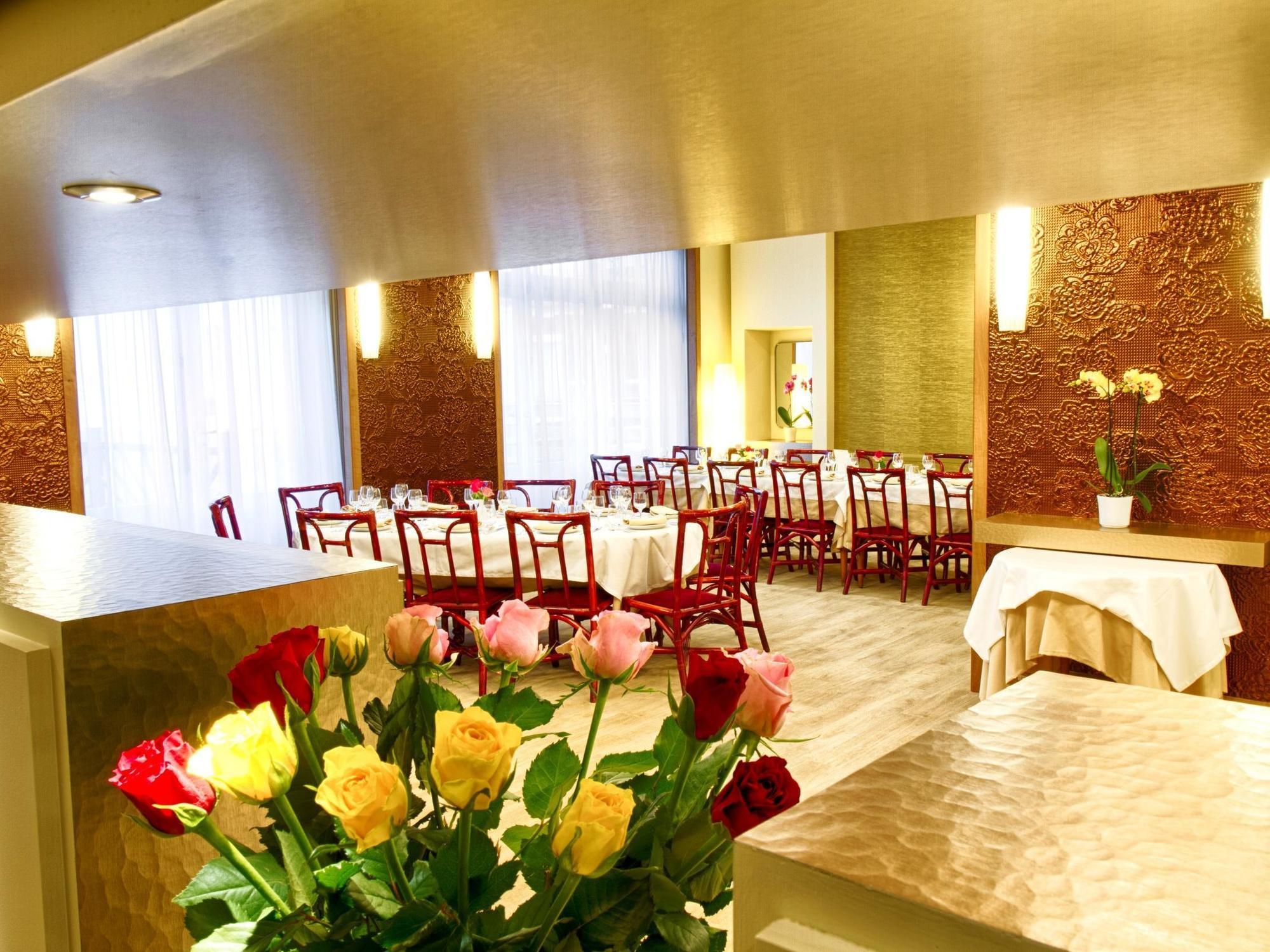 Hotel Restaurant Le Parc Moulins (Allier) Exterior foto